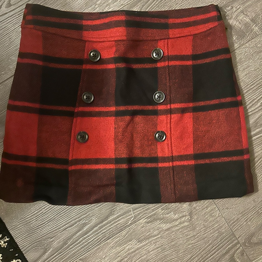 Gap mini skirt